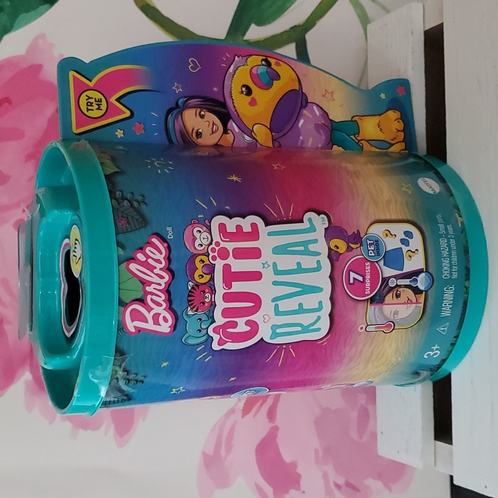 Barbie Cutie Reveal Jungle Series Chelsea Toucan